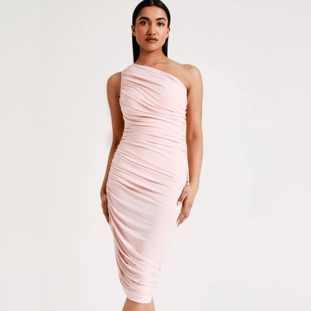 🏷NWT⭐️NORMA KAMALI DIANE DRESS IN BLUSH SIZE SMALL